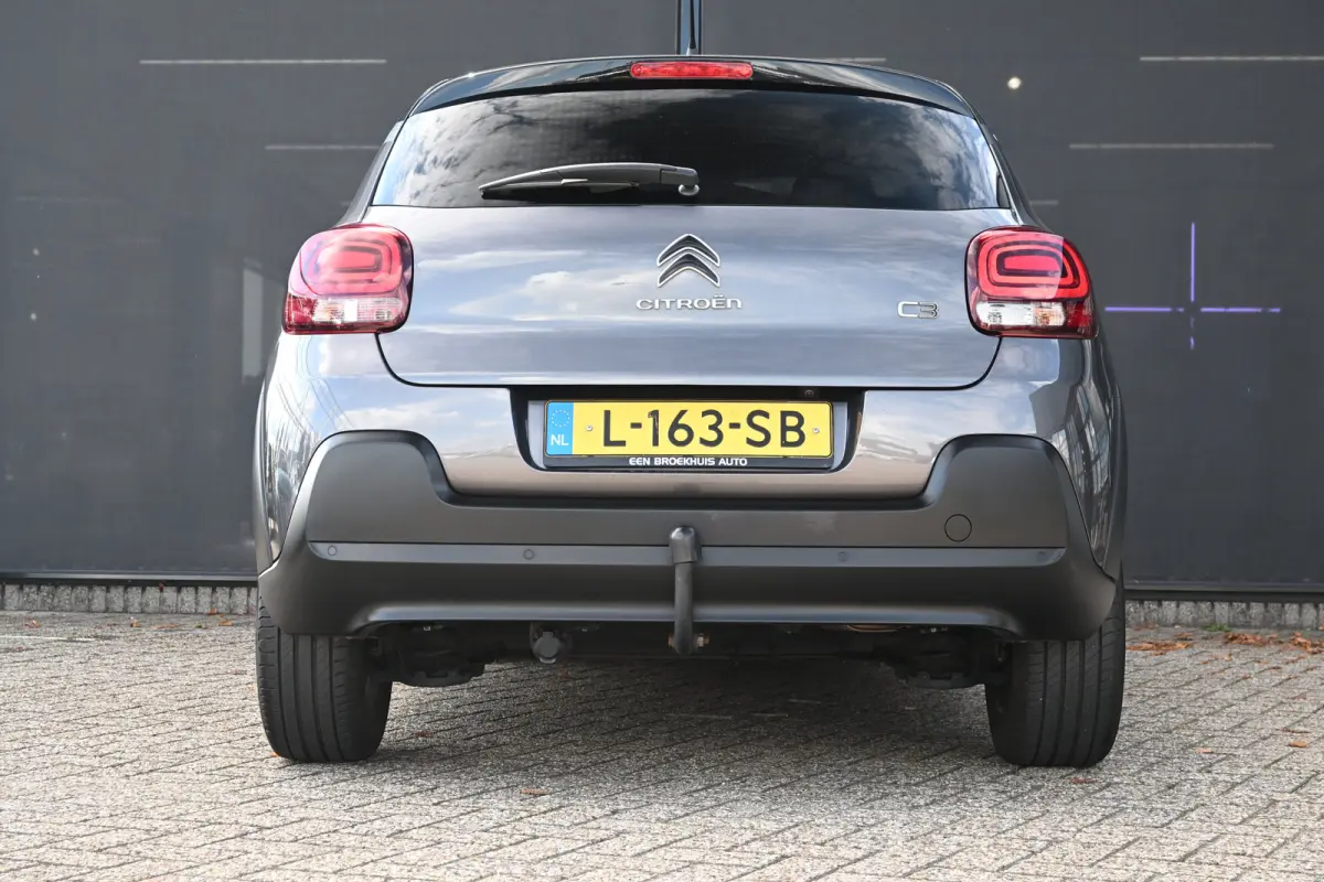 1.2 PureTech Business | Cruise control | Navi by app | DAB | Elektr. ramen voor | LMV 16" | Trekhaak