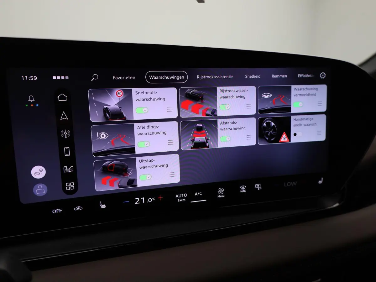 edition performance 100 kWh | Adaptive cruise control | 360 graden camera | Dodehoekdetectie | Geheugen best.stoel | Stuurverwarming | MMI-bijrijdersscherm | Matrix-functie | Warmtepomp | Au