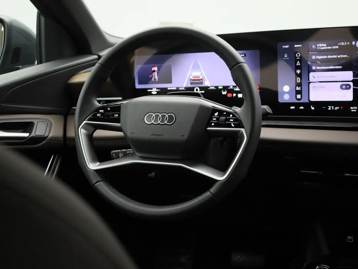 edition performance 100 kWh | Adaptive cruise control | 360 graden camera | Dodehoekdetectie | Geheugen best.stoel | Stuurverwarming | MMI-bijrijdersscherm | Matrix-functie | Warmtepomp | Au