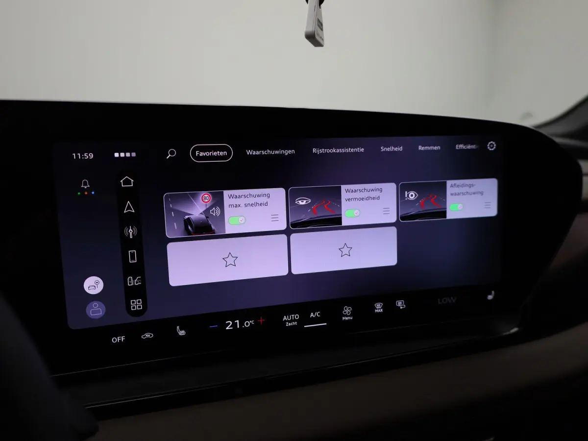 edition performance 100 kWh | Adaptive cruise control | 360 graden camera | Dodehoekdetectie | Geheugen best.stoel | Stuurverwarming | MMI-bijrijdersscherm | Matrix-functie | Warmtepomp | Au