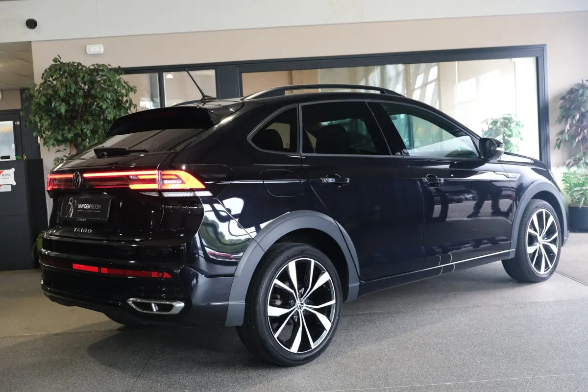 1.5 TSI 2x R-Line 150PK DSG IQ Matrix Led Beats Cam Keyless ACC Navi Virtual