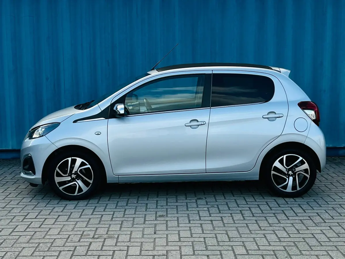1.0 e-VTi Allure TOP! Achteruitrijcamera | Armsteun | Airco | All season banden | Apple carplay & Android auto