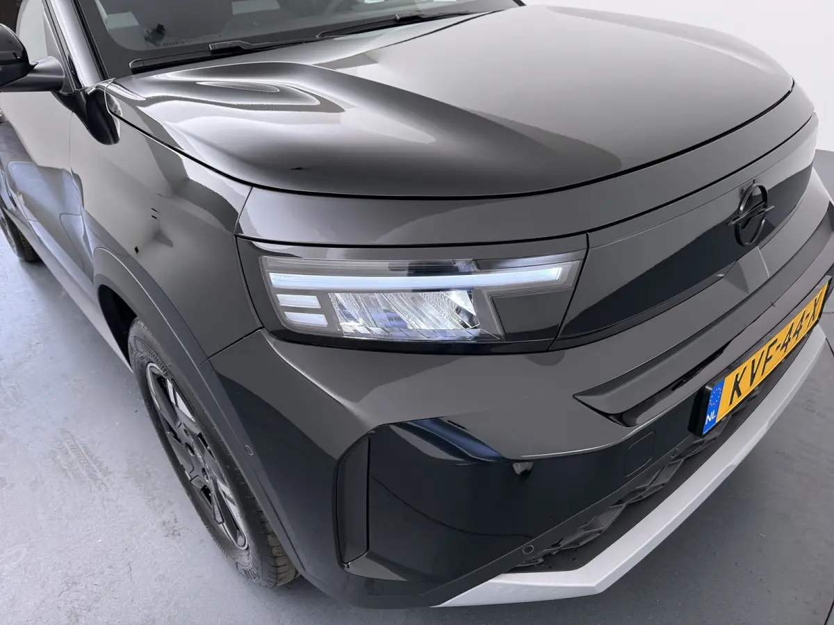 GS - | Apple Carplay / Android Auto | Navigatie | Cruise Control | | 11 kW boordlader | 17" Lichtmetalen velgen in Zwart met 215/60 R17 banden | Dode hoek waarschuwing