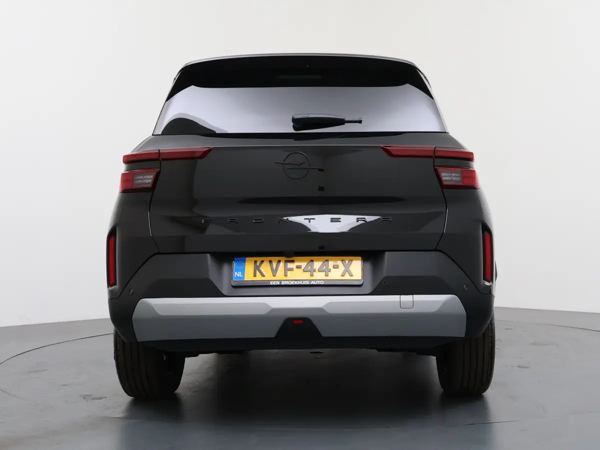 GS - | Apple Carplay / Android Auto | Navigatie | Cruise Control | | 11 kW boordlader | 17" Lichtmetalen velgen in Zwart met 215/60 R17 banden | Dode hoek waarschuwing