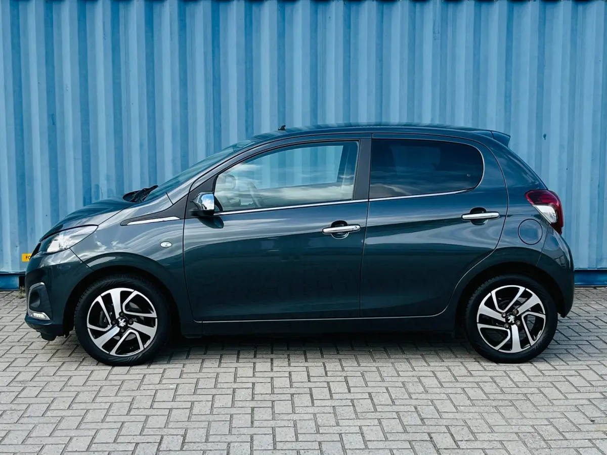 1.0 e-VTi Allure Achteruitrijcamera | Airco | All season banden | Apple carplay & Android auto