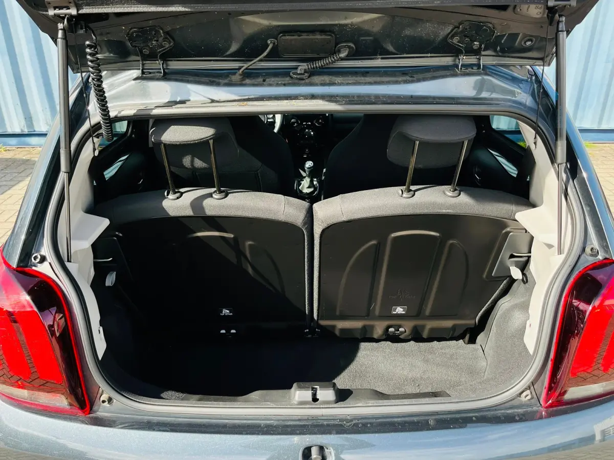 1.0 e-VTi Allure Achteruitrijcamera | Airco | All season banden | Apple carplay & Android auto