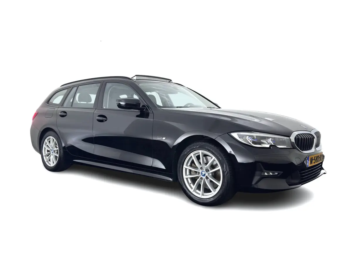 320e Business Edition Plus (INCL-BTW) Aut *LASER-LED | LEATHER | HEATED-SPORTSEATS | HIFI-SOUND | KEYLESS | DIGI-COCKPIT | NAVI-FULLMAP | DAB | AMBIENTLIGHT | PRIVACY-GLASS | ECC | PDC | CRU
