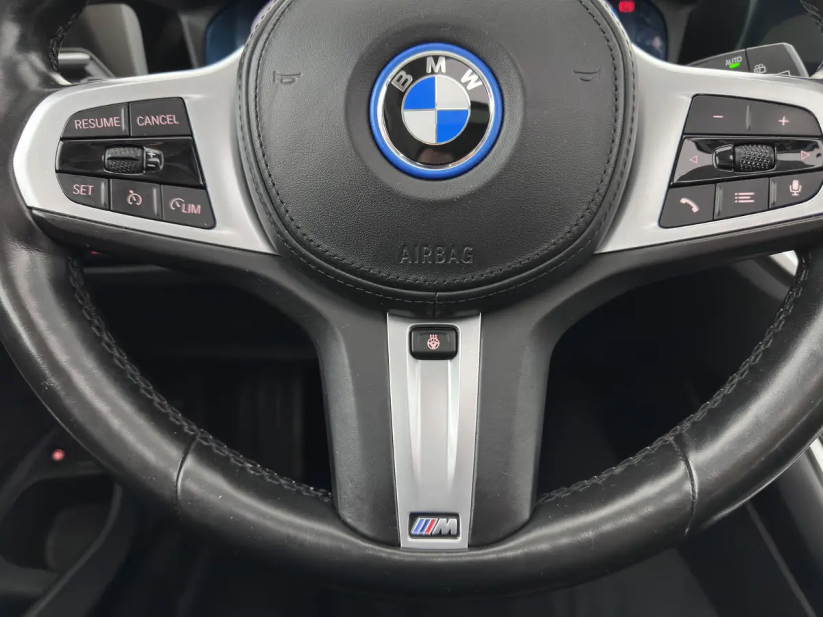 320e Business Edition Plus (Plug-In) {SoH-93%} (INCL-BTW) Aut *PANO | LASER-LED | LEATHER | HEATED-SPORTSEATS | HIFI-SOUND | KEYLESS | DIGI-COCKPIT | NAVI-FULLMAP | DAB | AMBIENTLIGHT | PRIV