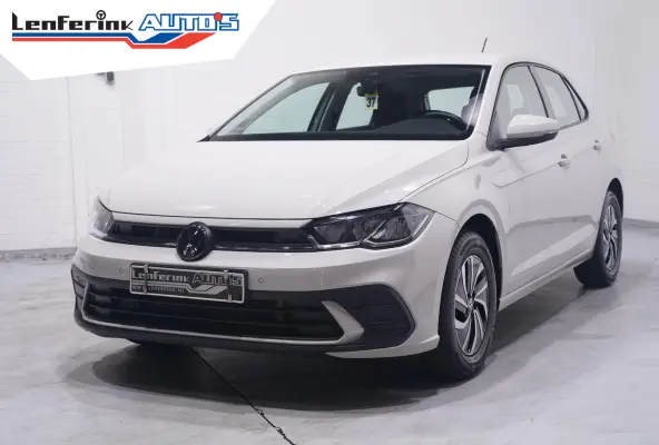 1.0 TSI Life Apple Carplay Airco PDC V+A Stoelverwarming LED LMV "15"