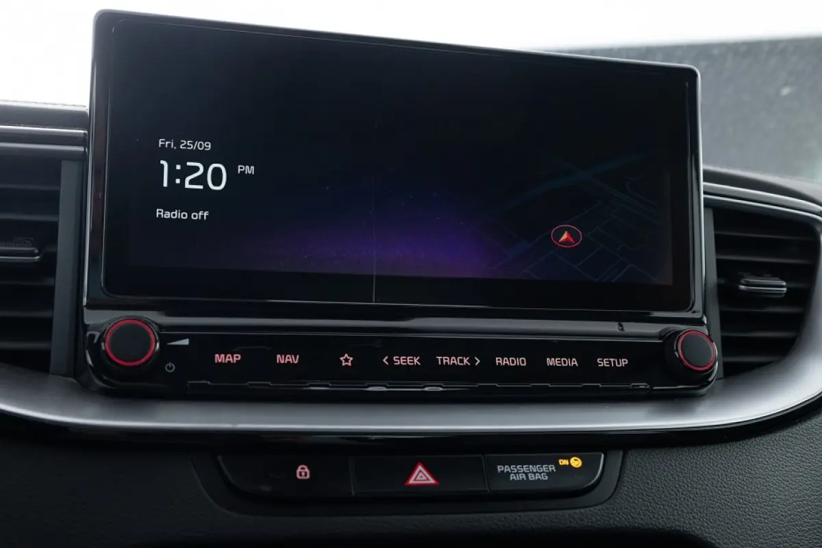 1.6 GDi PHEV DynamicPlusLine | Half LEDER | CARPLAY | Full LED | Stoelverwarming