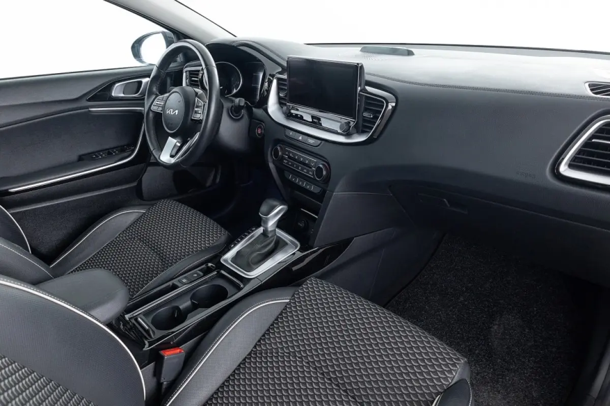 1.6 GDi PHEV DynamicPlusLine | Half LEDER | CARPLAY | Full LED | Stoelverwarming