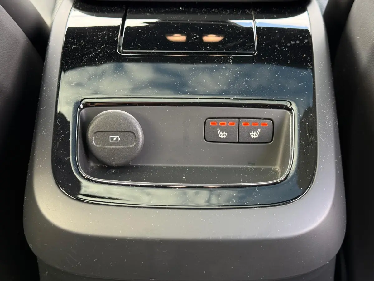 T8 Plug-in hybrid AWD Plus Dark | Trekhaak | Harman / Kardon | Head-Up Display | 360 Graden Camera | Panoramadak |