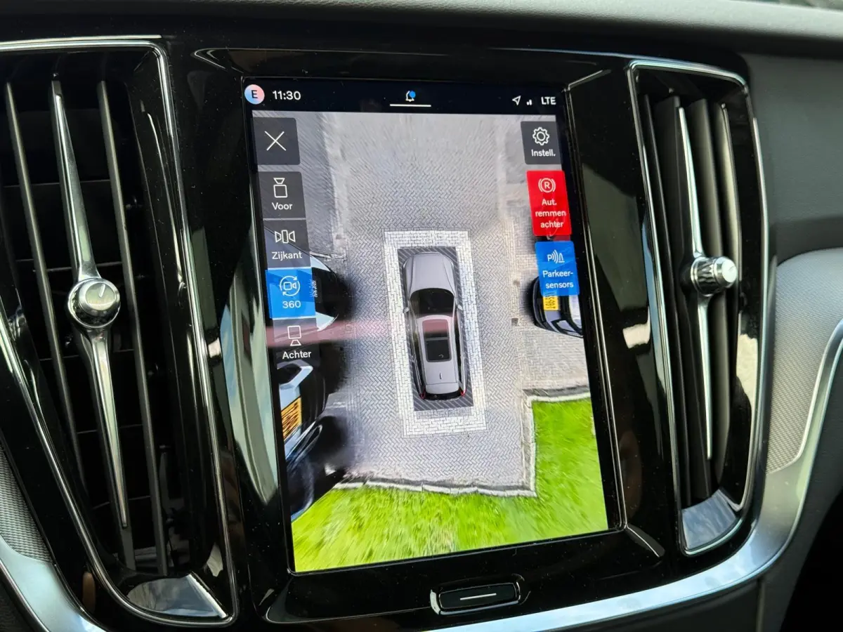 T8 Plug-in hybrid AWD Plus Dark | Trekhaak | Harman / Kardon | Head-Up Display | 360 Graden Camera | Panoramadak |