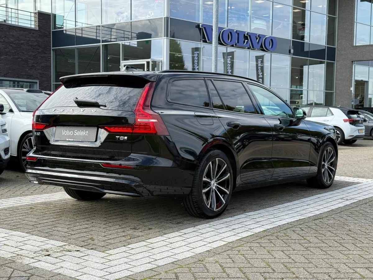T8 Plug-in hybrid AWD Plus Dark | Trekhaak | Harman / Kardon | Head-Up Display | 360 Graden Camera | Panoramadak |