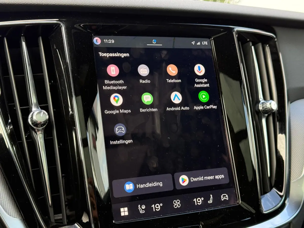T8 Plug-in hybrid AWD Plus Dark | Trekhaak | Harman / Kardon | Head-Up Display | 360 Graden Camera | Panoramadak |