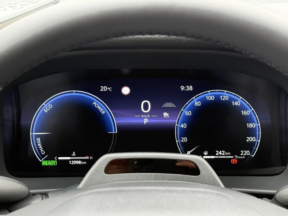 2.0 Hybrid 200 Executive | ACC | Memory | HUD | 360* Camera | 19 inch