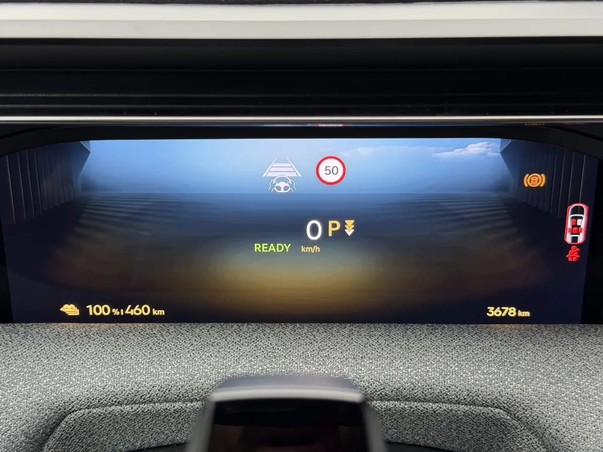 Max Comfort Range 74 kWh (Elektrisch Schuifdak - Leder incl verwarming/koeling/massage/geheugen - Elektrische Klep - 360gr Camera - Adaptieve Cruise Controle - Warmtepomp)