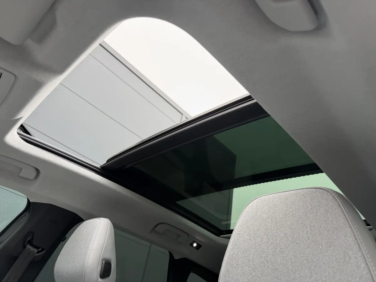 Max Comfort Range 74 kWh (Elektrisch Schuifdak - Leder incl verwarming/koeling/massage/geheugen - Elektrische Klep - 360gr Camera - Adaptieve Cruise Controle - Warmtepomp)