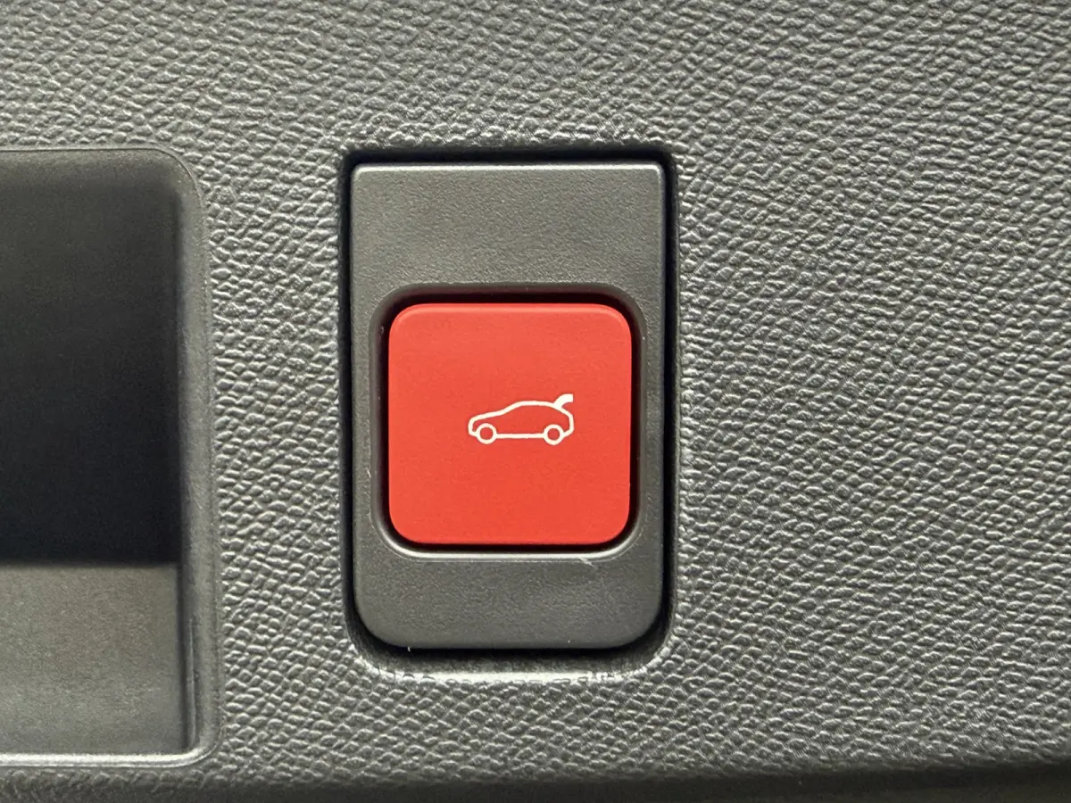 Max Comfort Range 74 kWh (Elektrisch Schuifdak - Leder incl verwarming/koeling/massage/geheugen - Elektrische Klep - 360gr Camera - Adaptieve Cruise Controle - Warmtepomp)