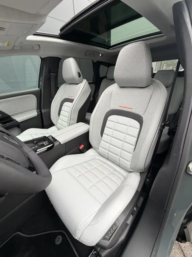 Max Comfort Range 74 kWh (Elektrisch Schuifdak - Leder incl verwarming/koeling/massage/geheugen - Elektrische Klep - 360gr Camera - Adaptieve Cruise Controle - Warmtepomp)