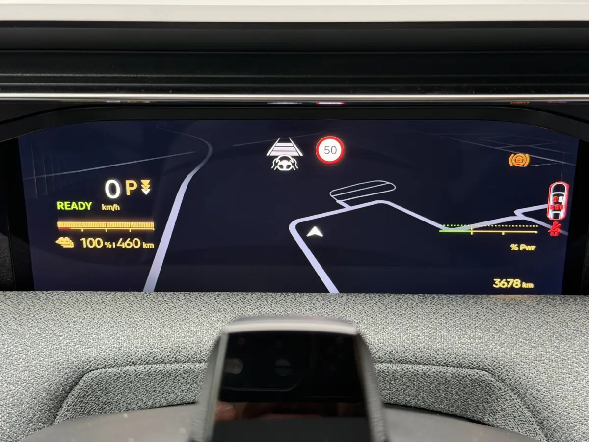 Max Comfort Range 74 kWh (Elektrisch Schuifdak - Leder incl verwarming/koeling/massage/geheugen - Elektrische Klep - 360gr Camera - Adaptieve Cruise Controle - Warmtepomp)