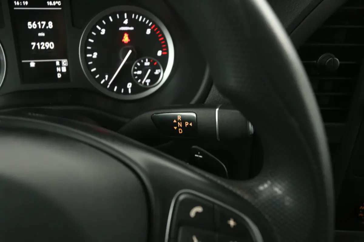 114 CDI Lang | Automaat | Airco | Cruise | 3 Zits | Trekhaak | Camera | Carplay | Navi