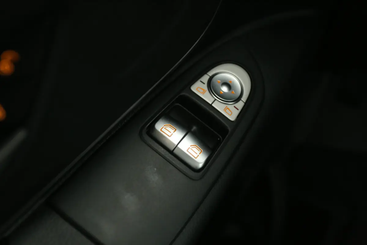 114 CDI Lang | Automaat | Airco | Cruise | 3 Zits | Trekhaak | Camera | Carplay | Navi