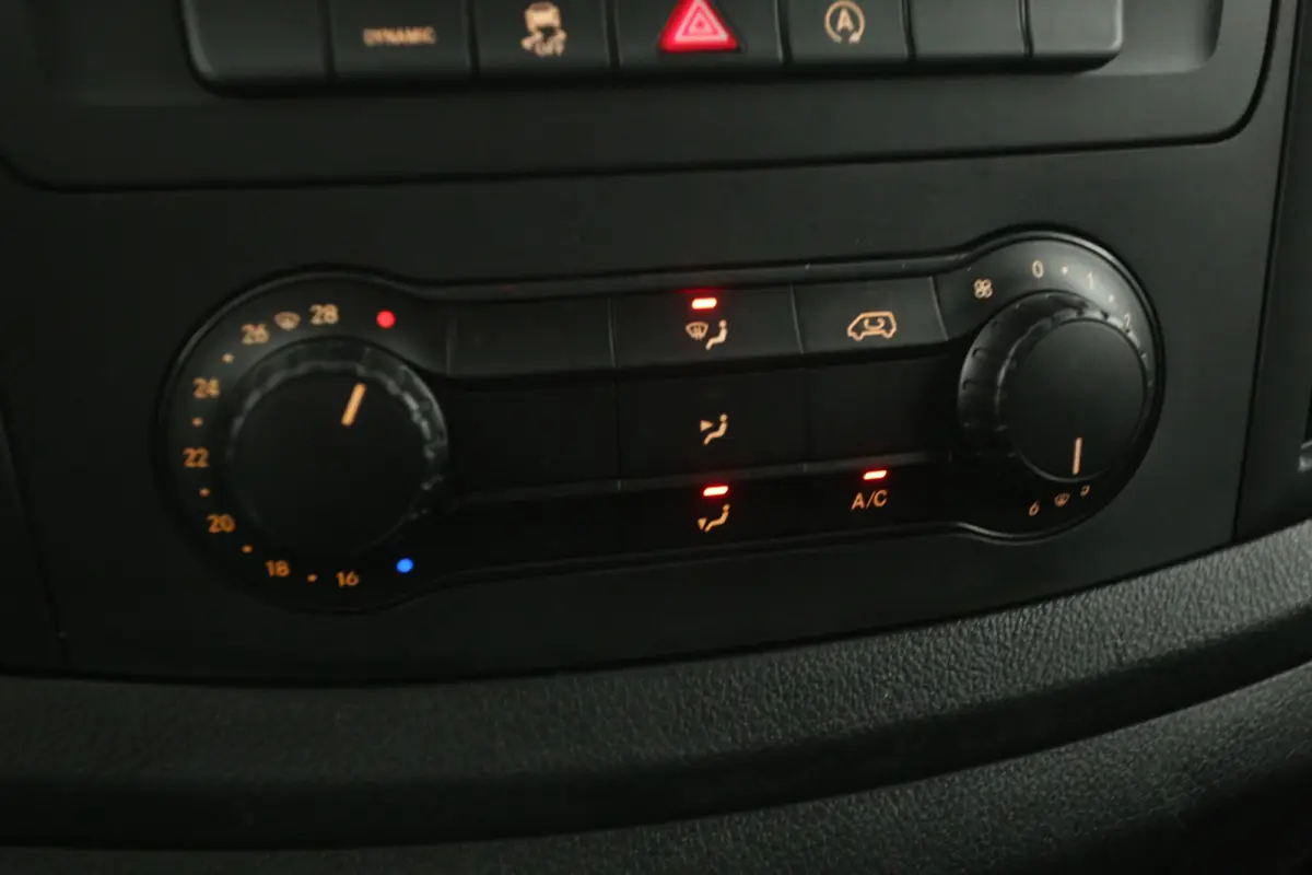 114 CDI Lang | Automaat | Airco | Cruise | 3 Zits | Trekhaak | Camera | Carplay | Navi