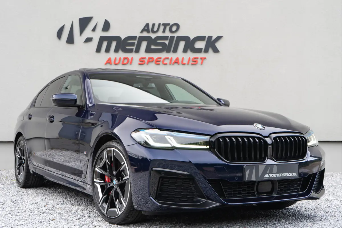 530e M Sport / M Sportstoelen/ Schuif-kanteldak/ Harman Kardon/ Head-up/ 210 kW