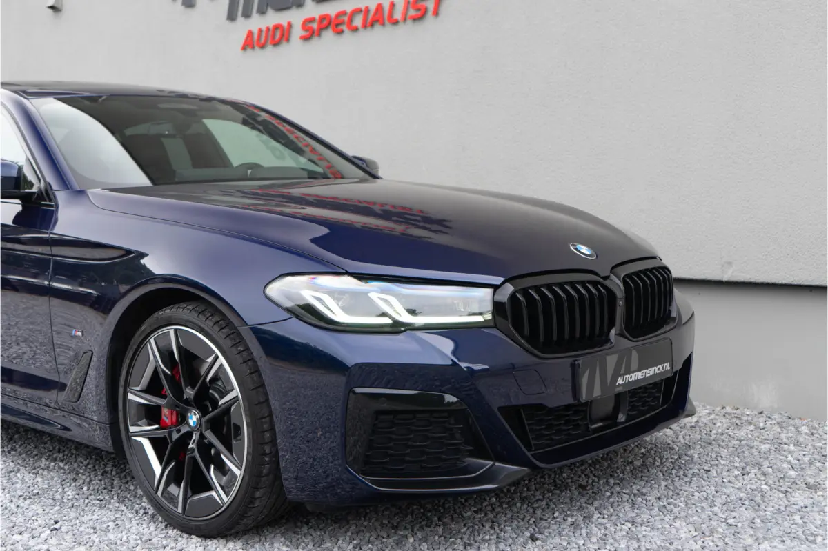 530e M Sport / M Sportstoelen/ Schuif-kanteldak/ Harman Kardon/ Head-up/ 210 kW