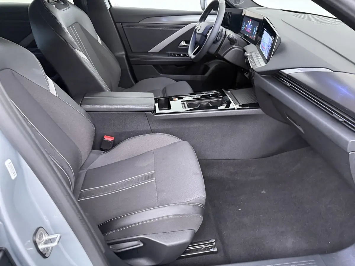 1.2 Turbo Hybrid GS | Cruise control adaptief | Electronic climate controle | Elektrisch glazen panorama-dak
