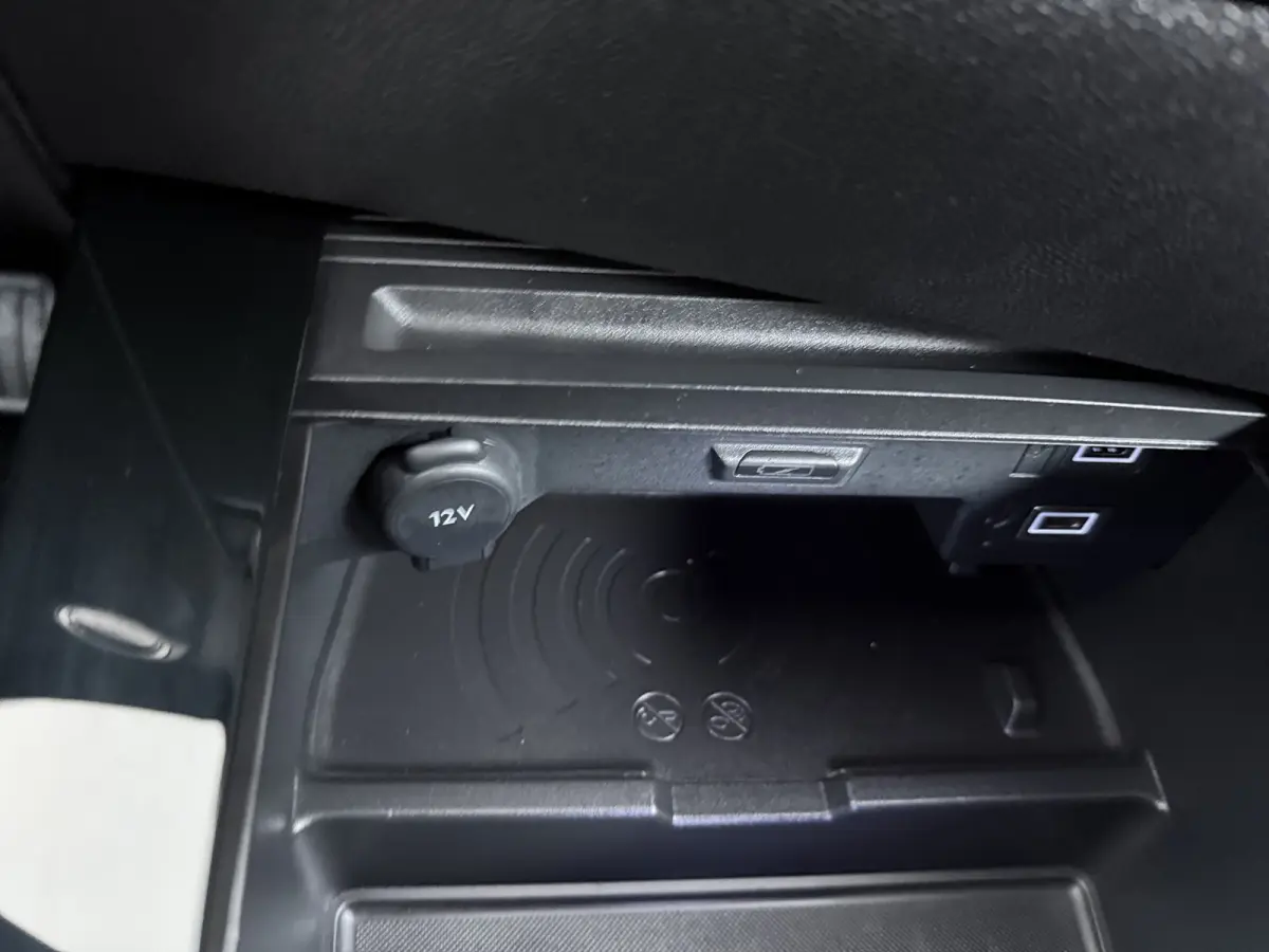 1.2 GS Line | Alcantara bekleding | Cruise control adaptief | LED koplampen