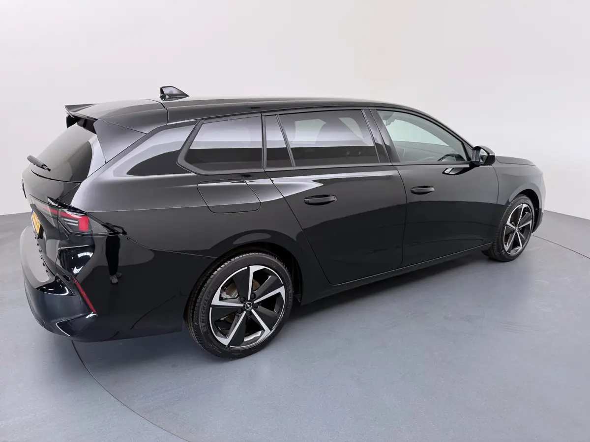 1.2 GS Line | Alcantara bekleding | Cruise control adaptief | LED koplampen