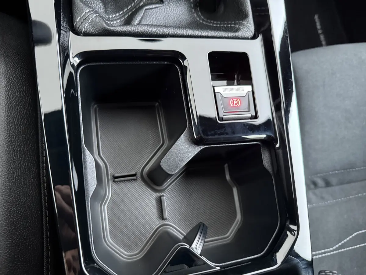 1.2 GS Line | Alcantara bekleding | Cruise control adaptief | LED koplampen