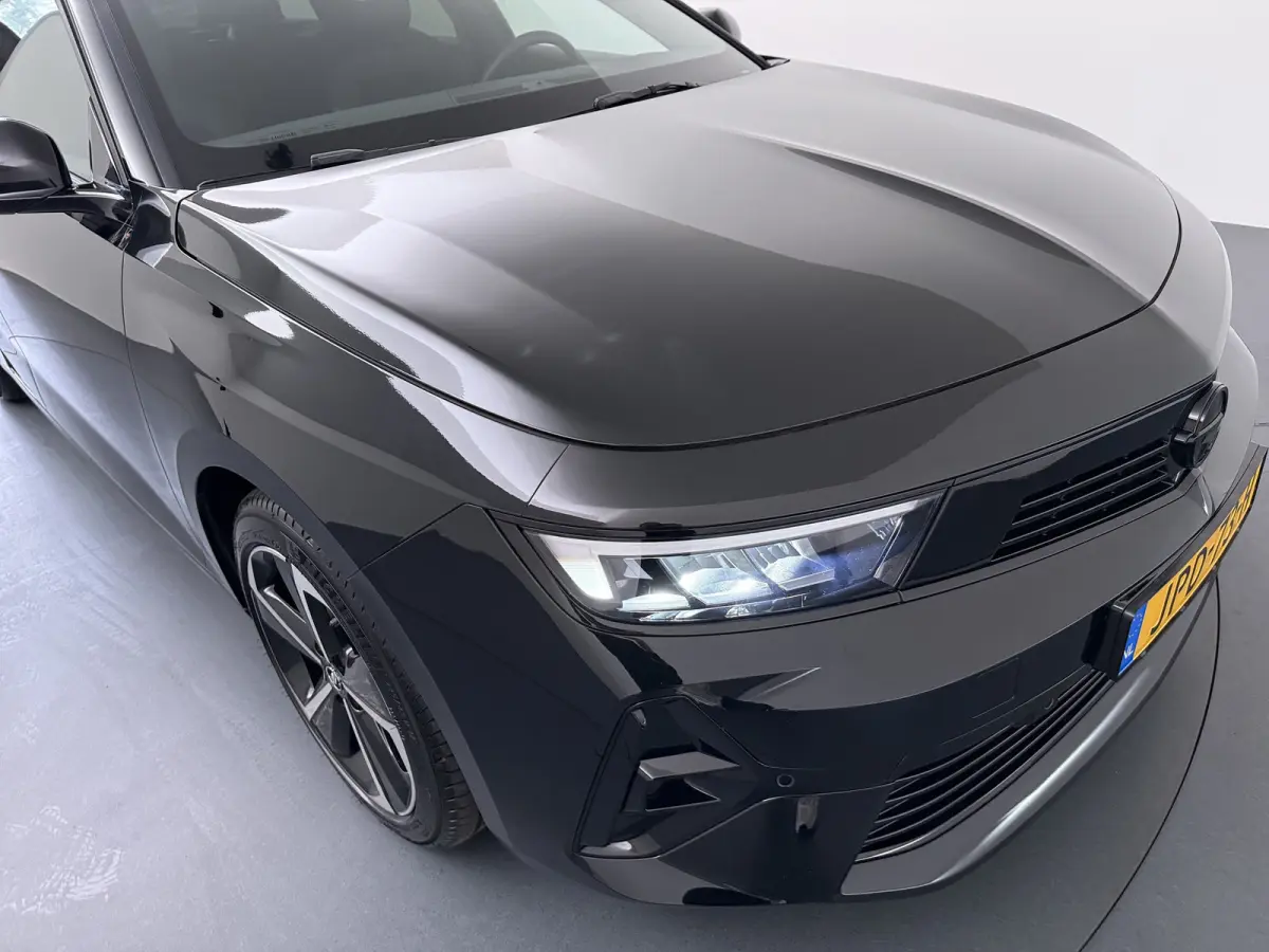 1.2 GS Line | Alcantara bekleding | Cruise control adaptief | LED koplampen
