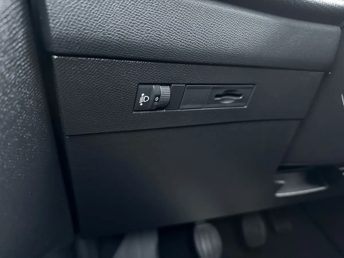 1.2 GS Line | Alcantara bekleding | Cruise control adaptief | LED koplampen