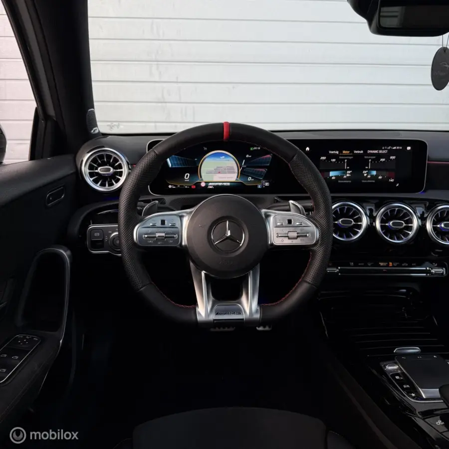 AMG 35 4MATIC / AERO / HUD / PANO / BURMES
