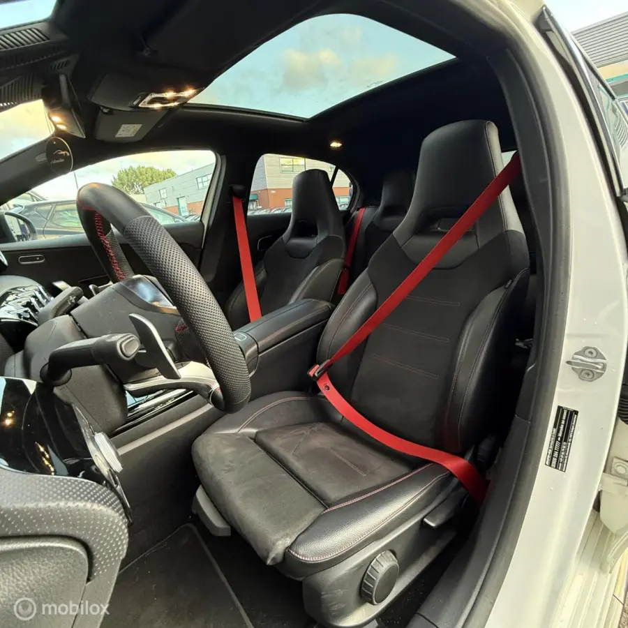 AMG 35 4MATIC / AERO / HUD / PANO / BURMES