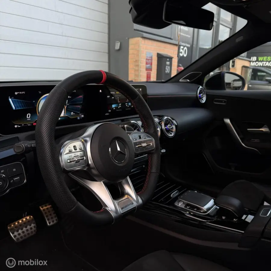 AMG 35 4MATIC / AERO / HUD / PANO / BURMES