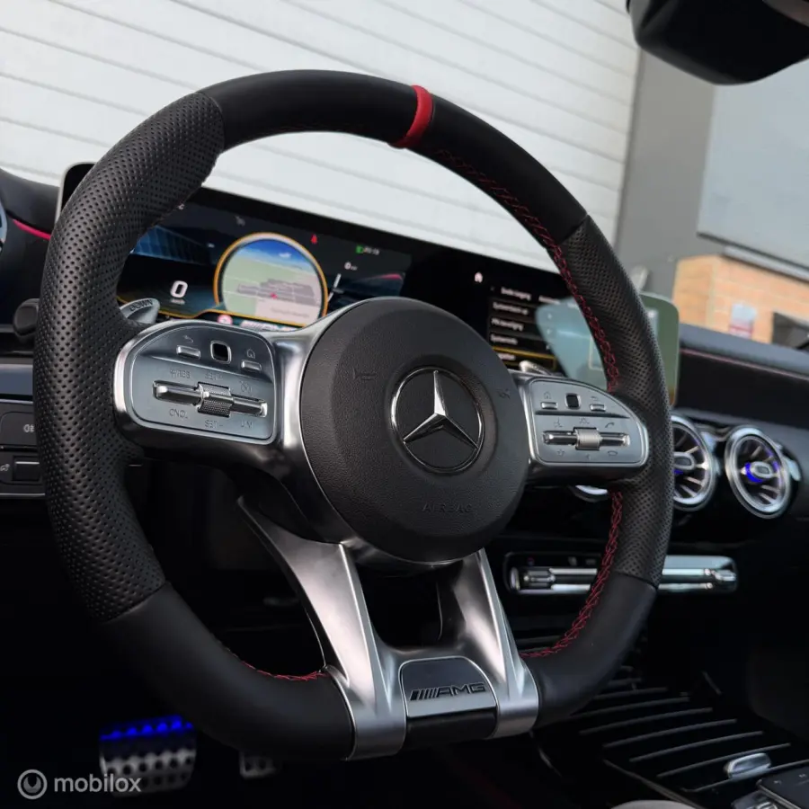 AMG 35 4MATIC / AERO / HUD / PANO / BURMES