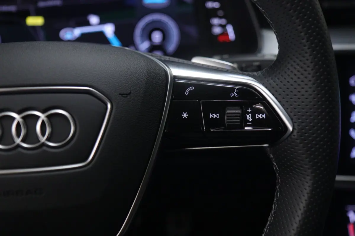 55 TFSI e quattro Pro Line S Competition PANO/B&O/CARPLAY/HUD/ACC/VOL
