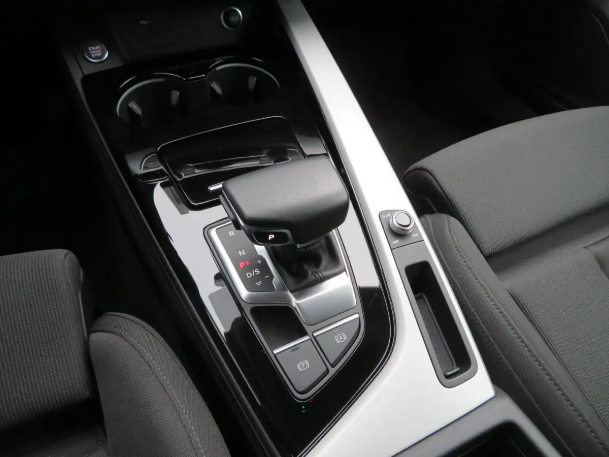 35 TFSI Advanced Edition TREKHAAK-NL AUTO-PDC-LED-NAVI