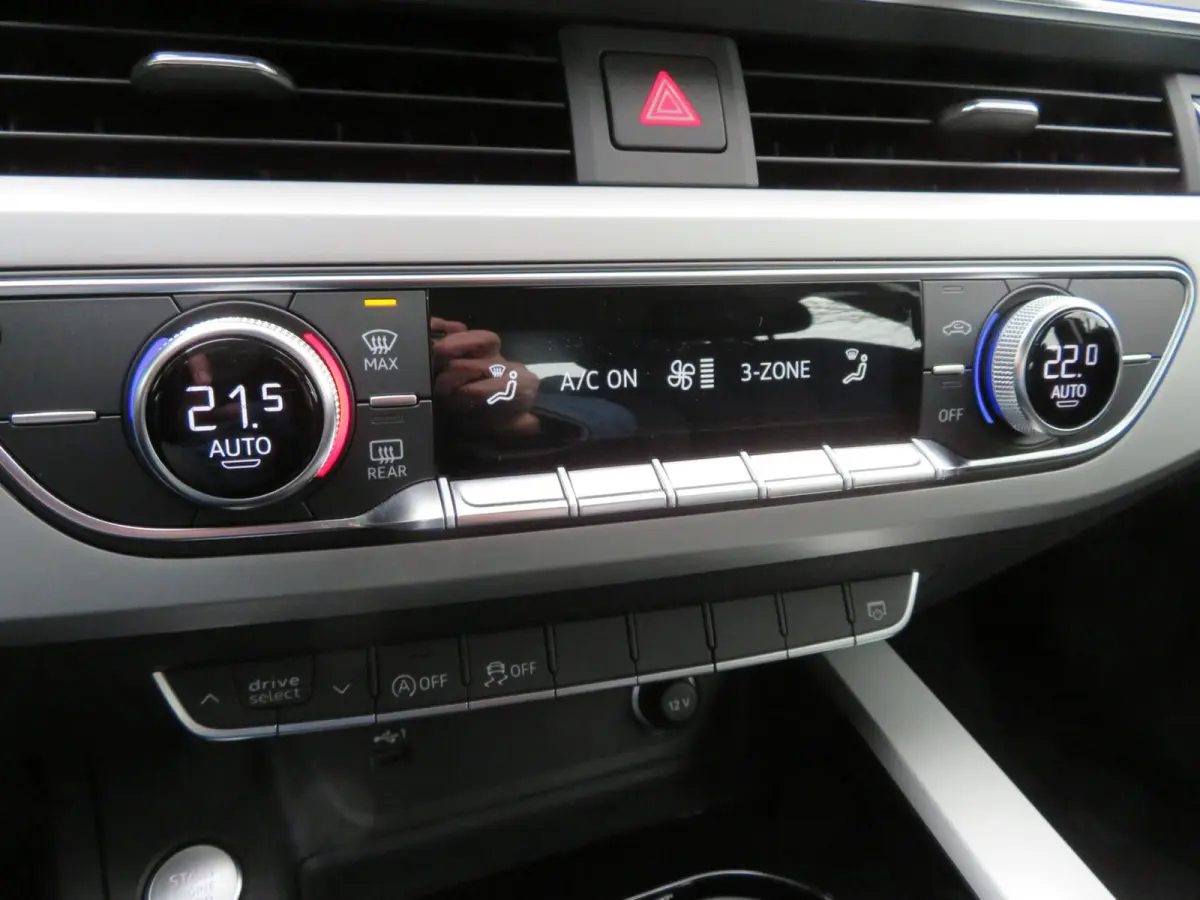 35 TFSI Advanced Edition TREKHAAK-NL AUTO-PDC-LED-NAVI