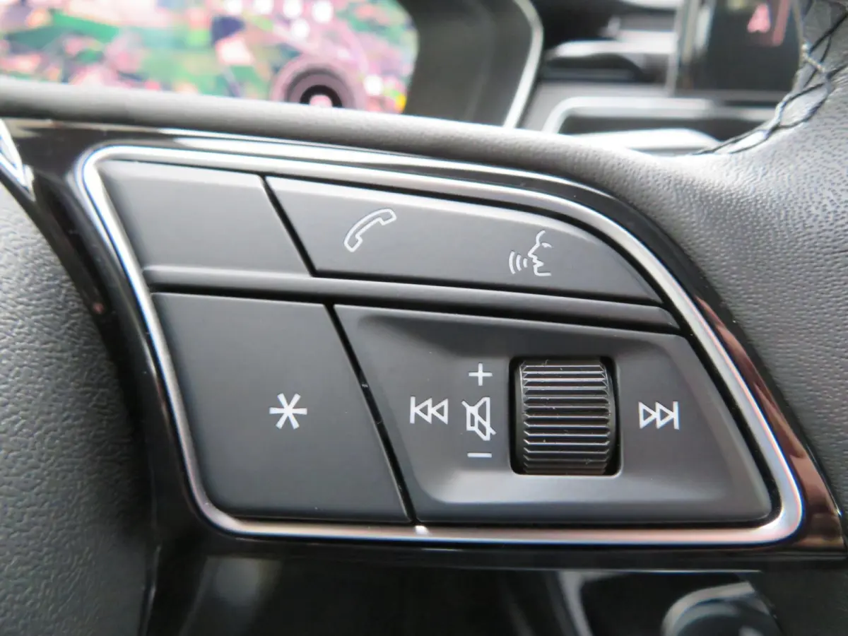 35 TFSI Advanced Edition TREKHAAK-NL AUTO-PDC-LED-NAVI