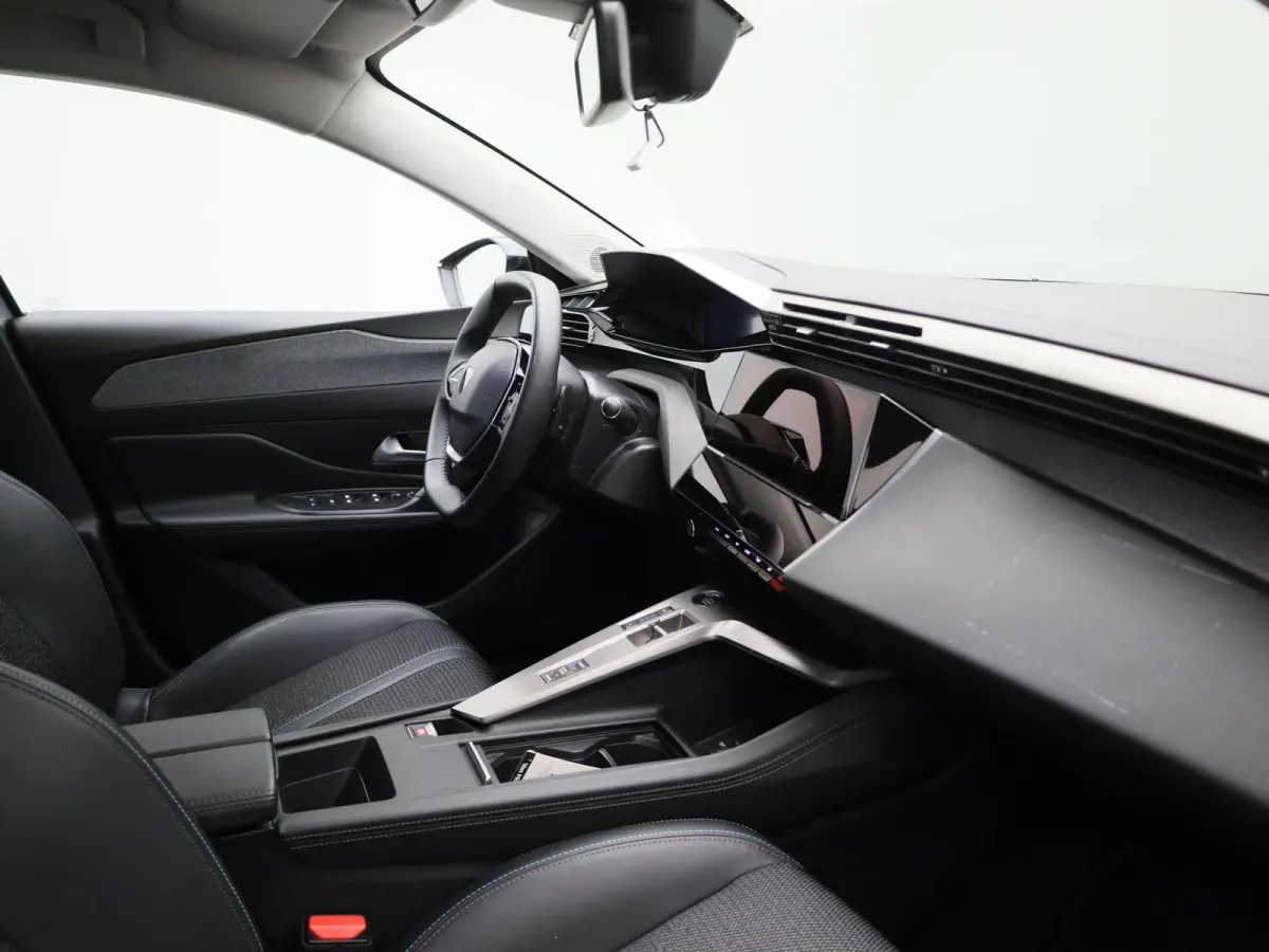 1.2 PureTech 130 S&S EAT8 Allure | AUTOMAAT | NAVIGATIE | ACHTERUITRIJCAMERA | CLIMATE CONTROL | CRUISE CONTROL |