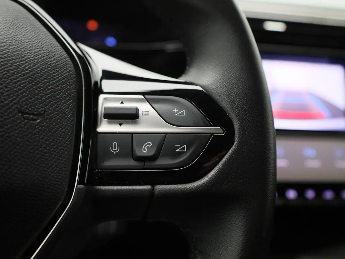 1.2 PureTech 130 S&S EAT8 Allure | AUTOMAAT | NAVIGATIE | ACHTERUITRIJCAMERA | CLIMATE CONTROL | CRUISE CONTROL |