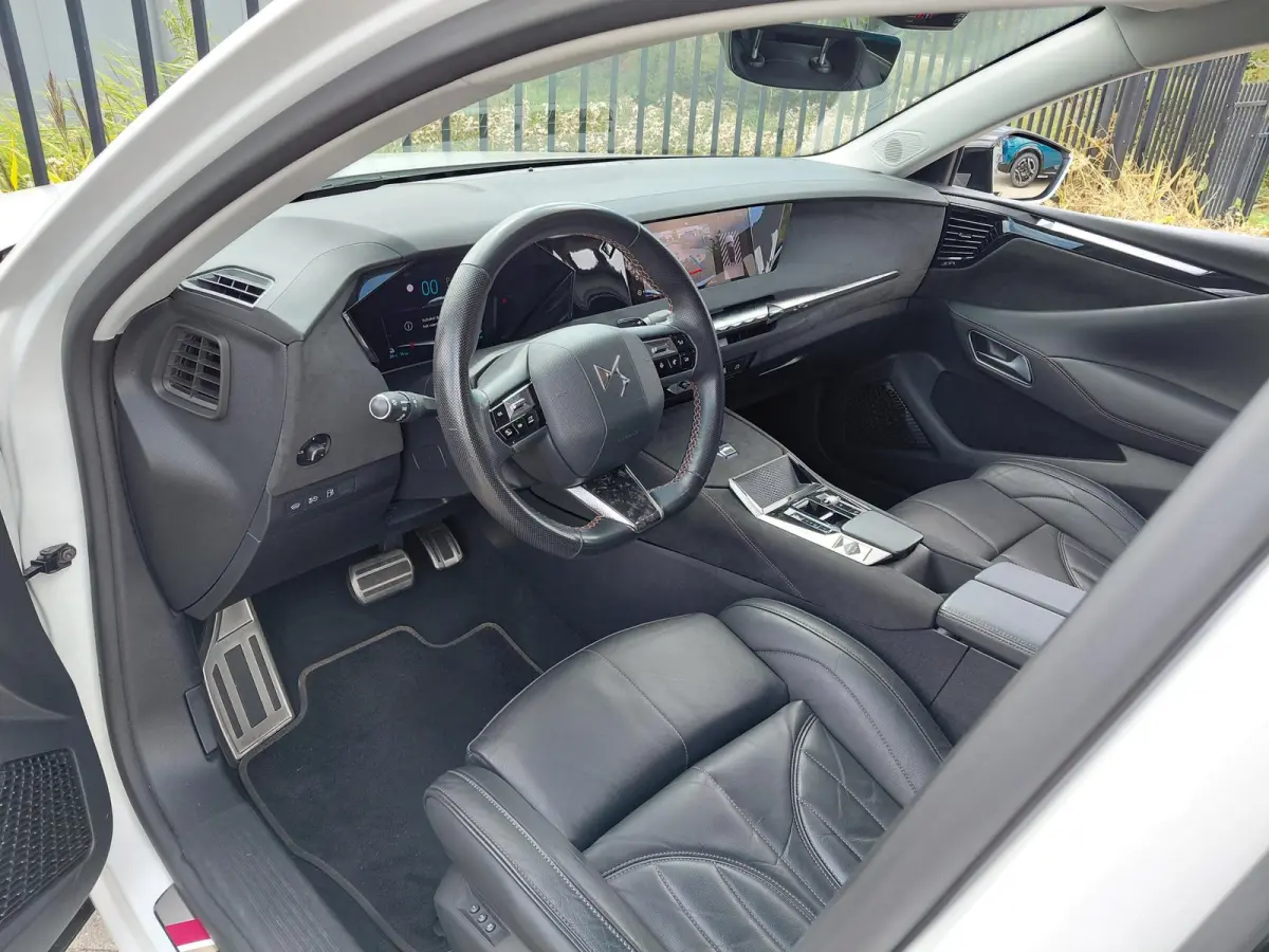 E-Tense Performance Line