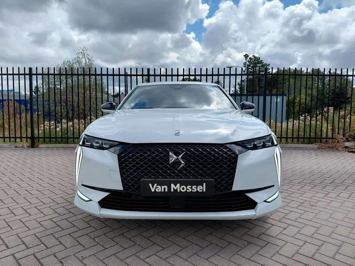 E-Tense Performance Line