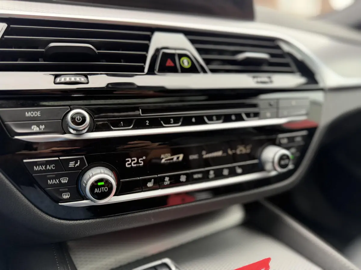 520i M-Sport Pano|HarmanKardon|360Cam|Adaptief