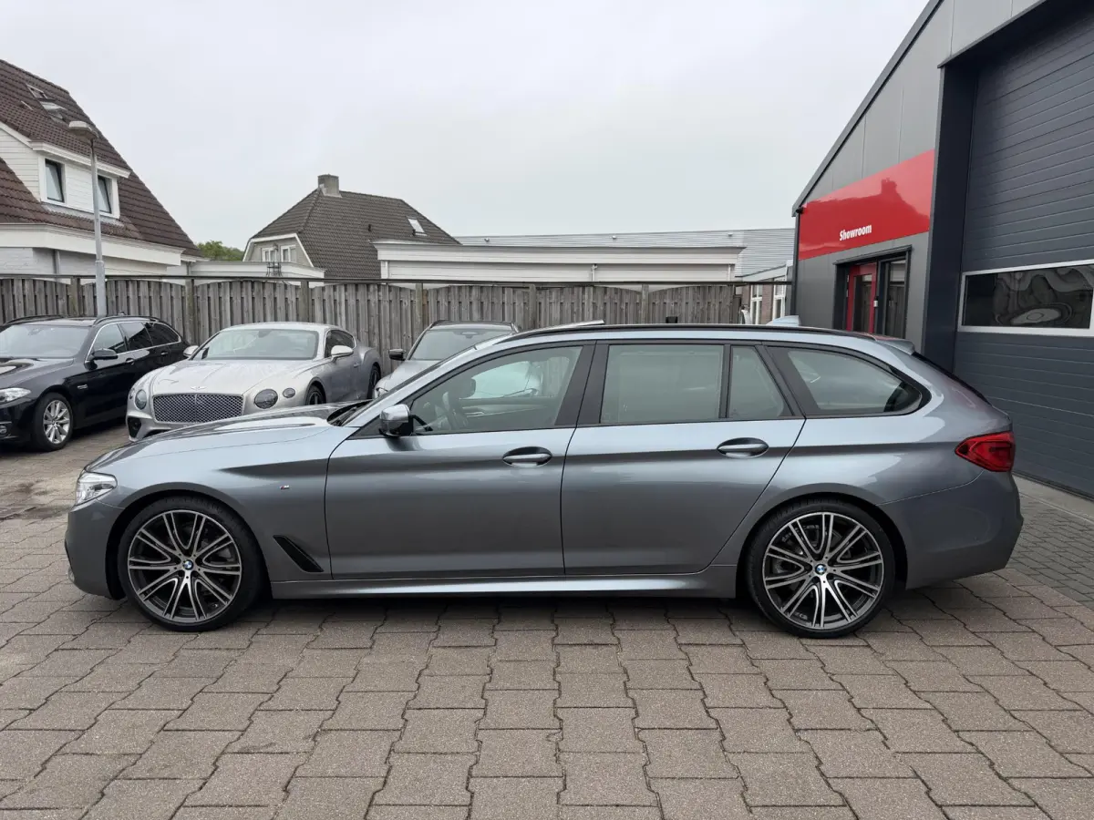 520i M-Sport Pano|HarmanKardon|360Cam|Adaptief